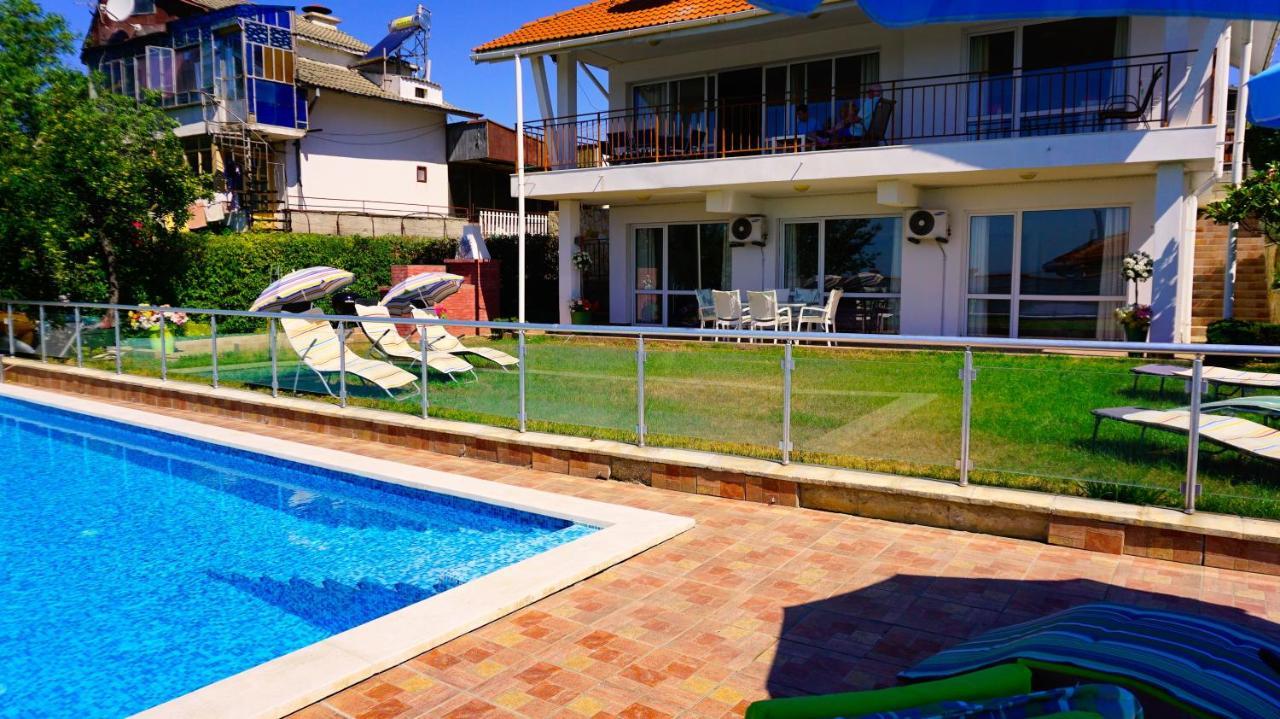 Вила Сънрайз - Villa Sunrise Varna Bagian luar foto