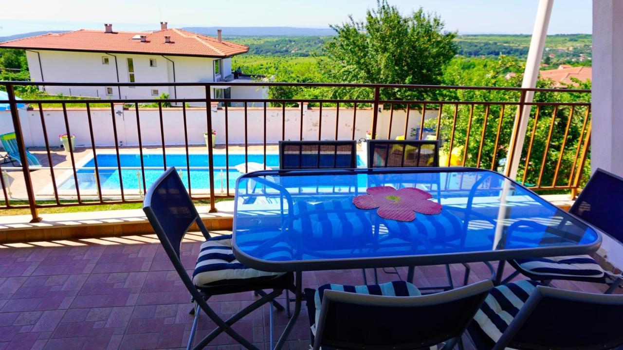 Вила Сънрайз - Villa Sunrise Varna Bagian luar foto